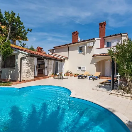 Beauty Villa *